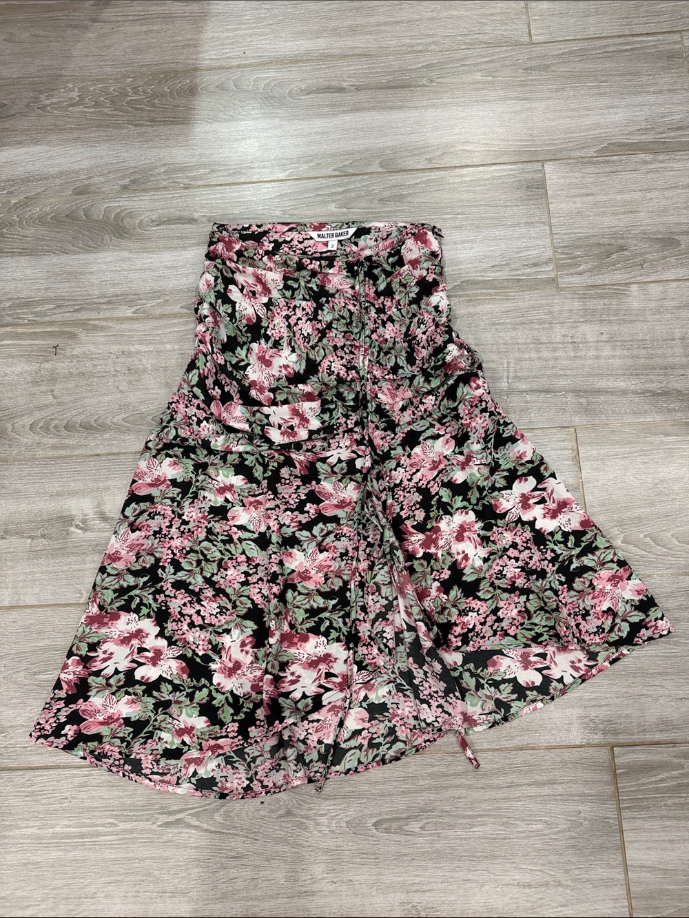 Walter Baker Floral Midi Skirt size 2
